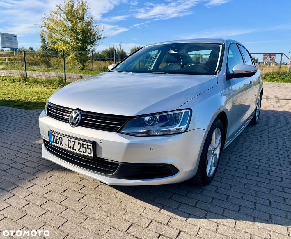 Volkswagen Jetta 1.4 TSI Comfortline DSG - 1