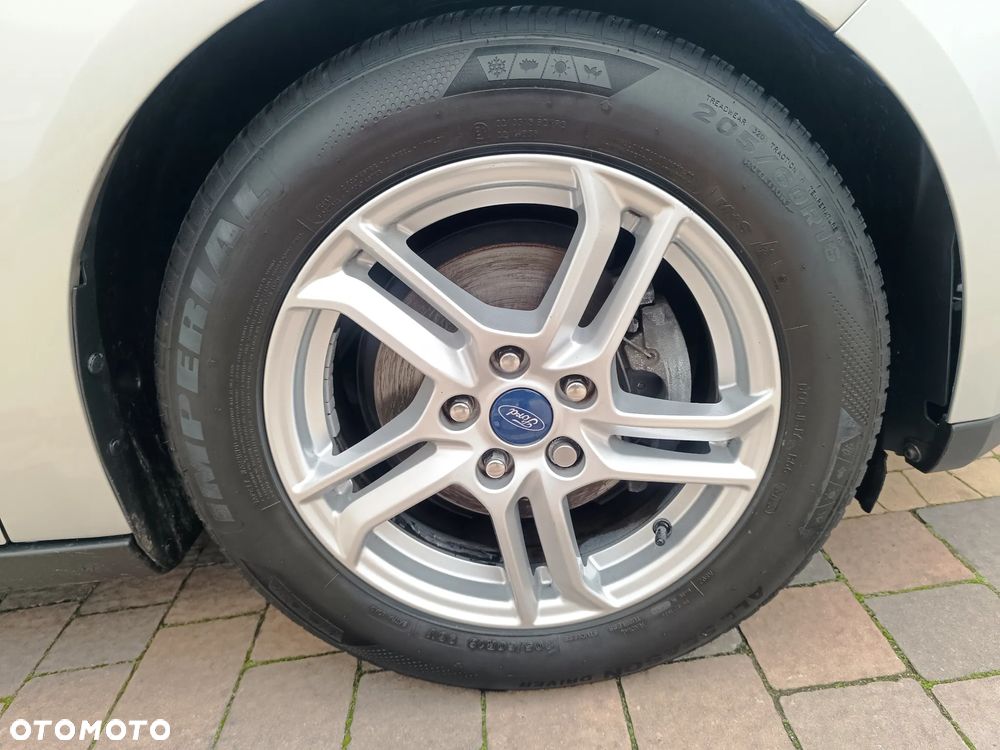 Ford Focus 1.5 TDCi Platinium X PowerShift - 15