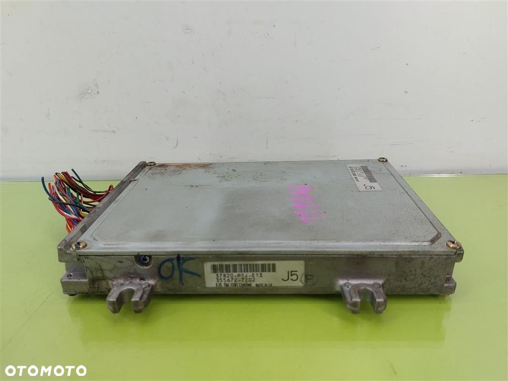Komputer sterownik silnika Honda Civic VI 1995-2000 1,4 BENZYNA 37820P1JE13 - 2