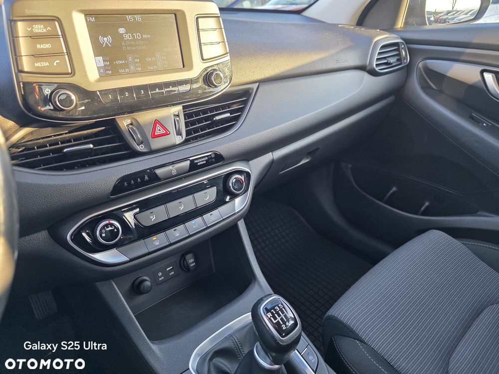 Hyundai i30 1.6 D Comfort - 7