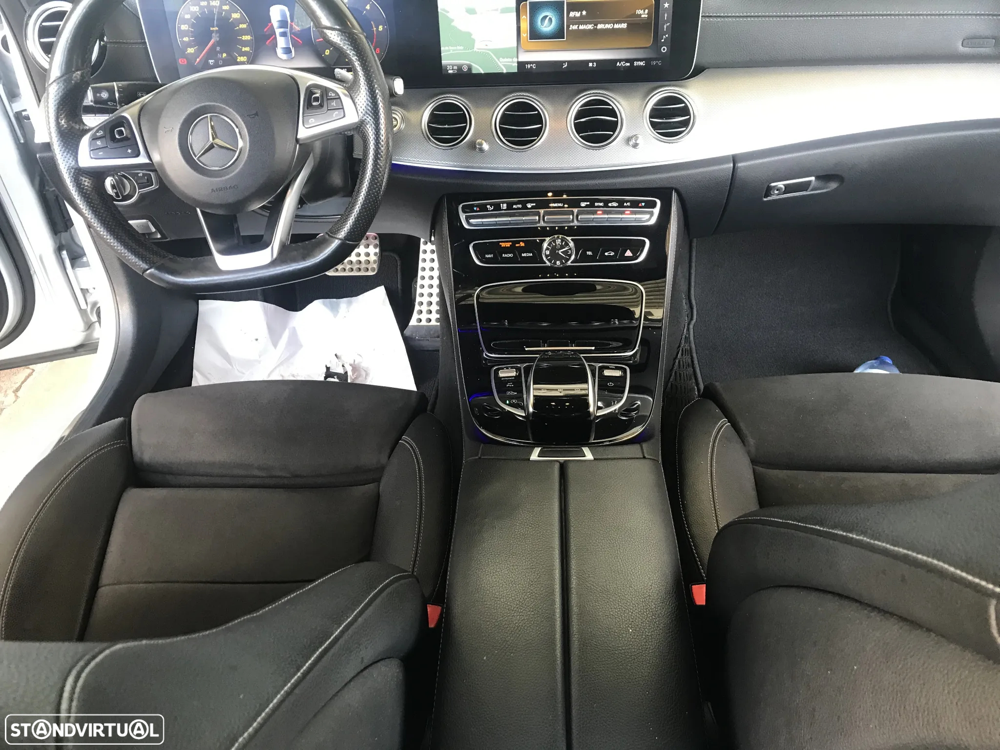 Mercedes-Benz 350 - 9