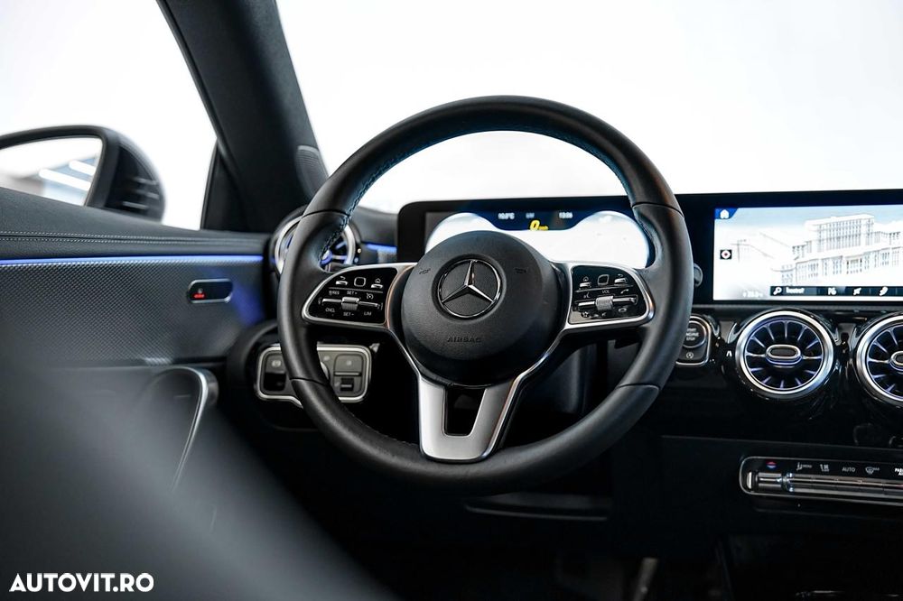 Mercedes-Benz CLA 200 7G-DCT Edition 2020 - 21