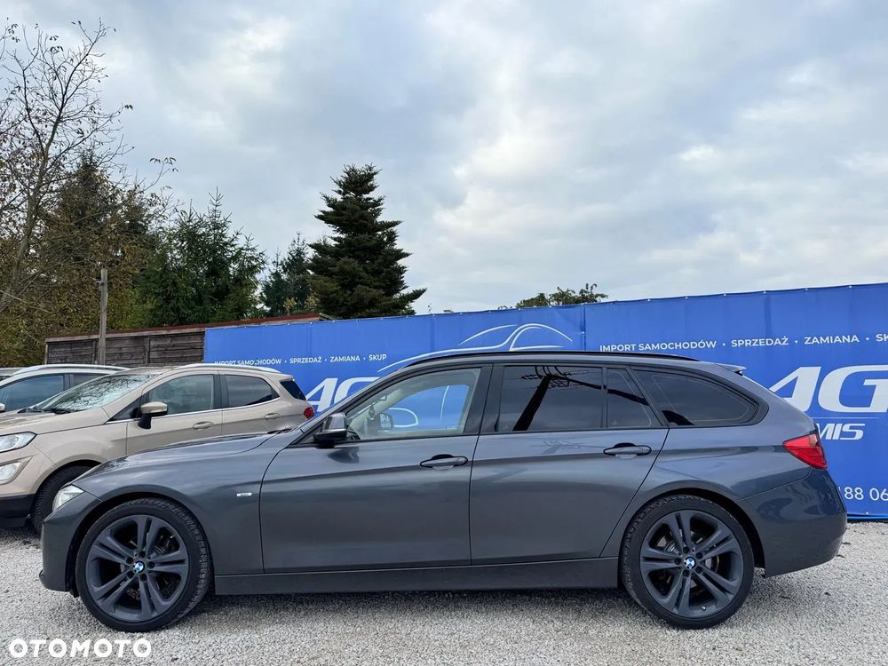 BMW Seria 3 320d Touring - 9