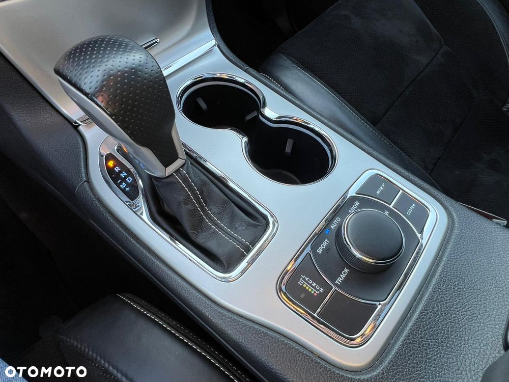 Jeep Grand Cherokee 6.4 V8 SRT8 EU6 - 18