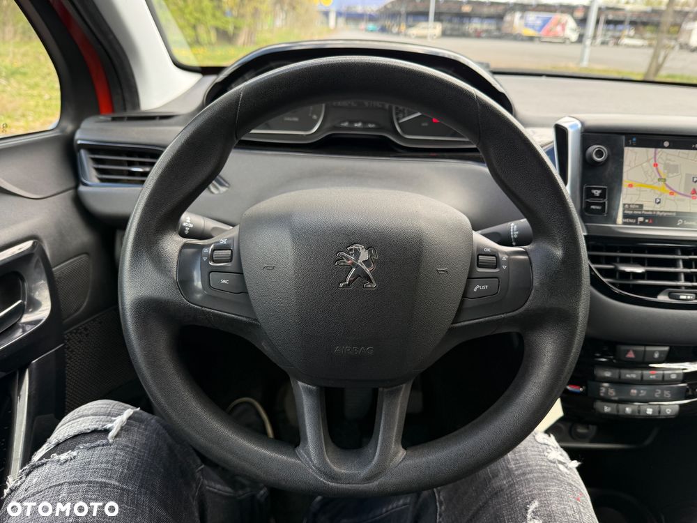 Peugeot 208 Blue-HDi 100 Stop&Start Active - 11