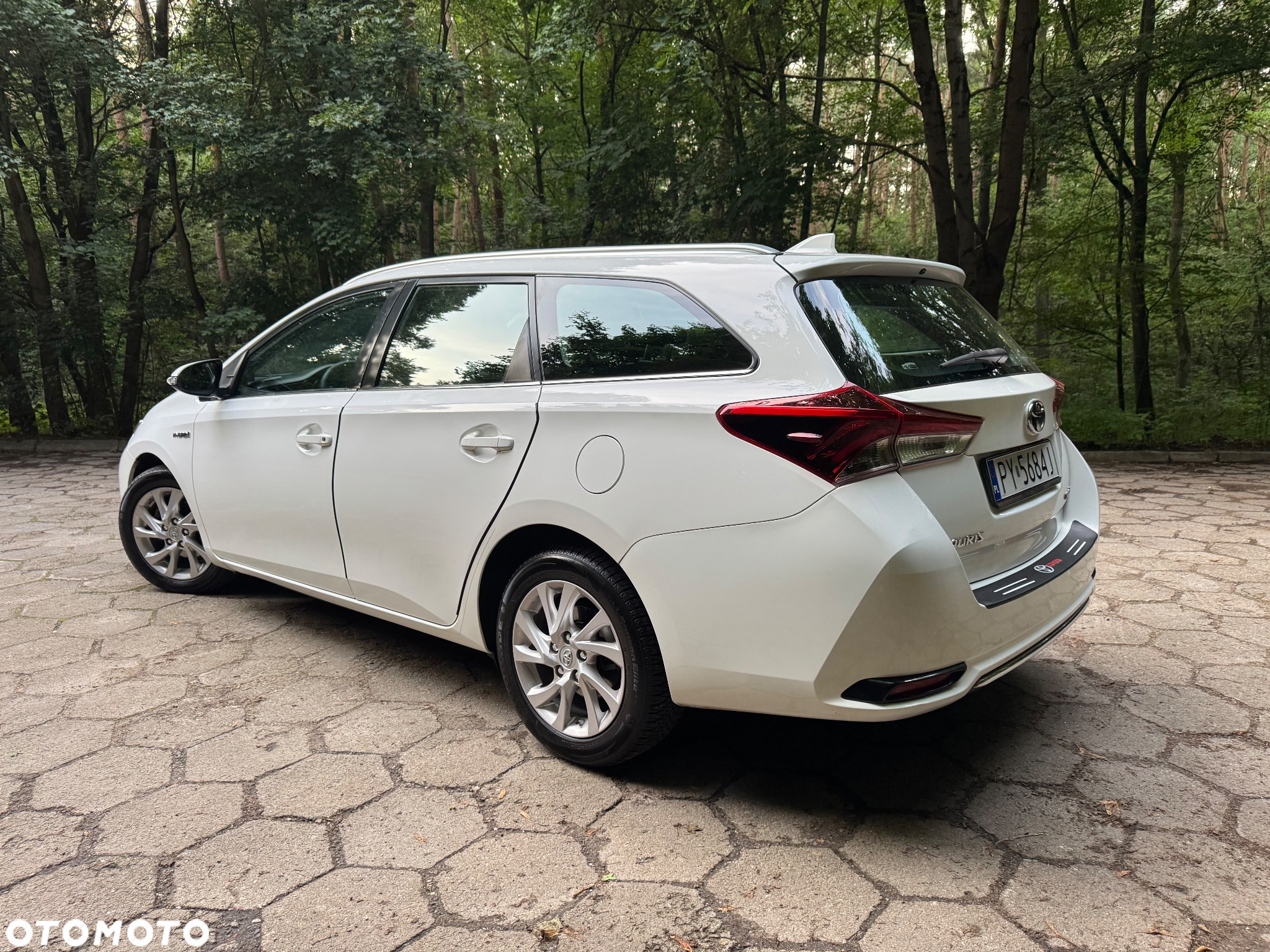 Toyota Auris - 15