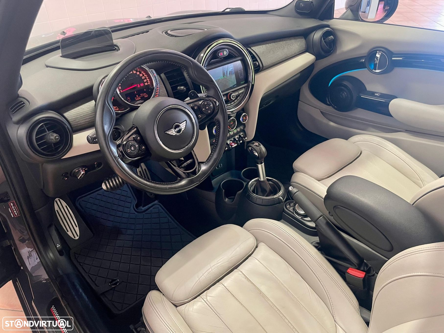 MINI Cabrio John Cooper Works Aut. - 18