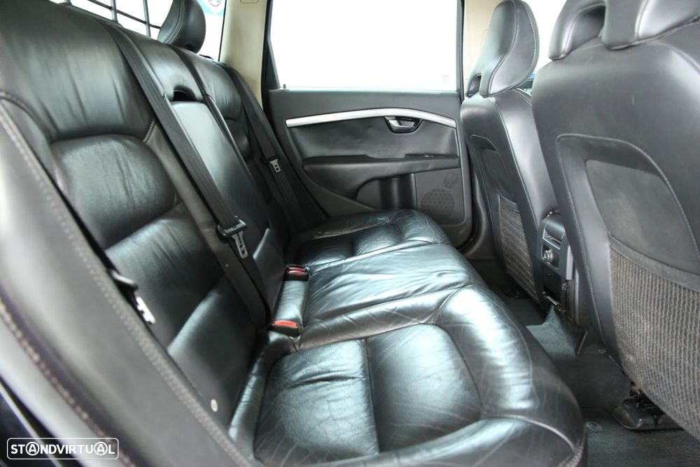 Volvo XC 70 D5 Momentum - 15