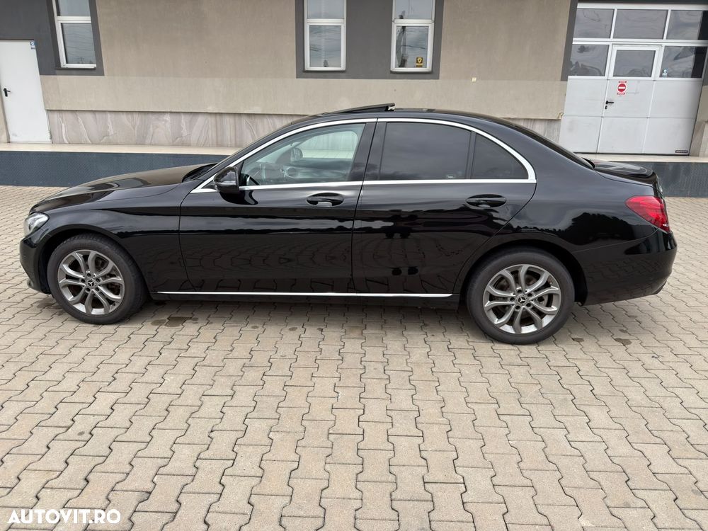 Mercedes-Benz C 220 d 4Matic 9G-TRONIC Avantgarde - 8