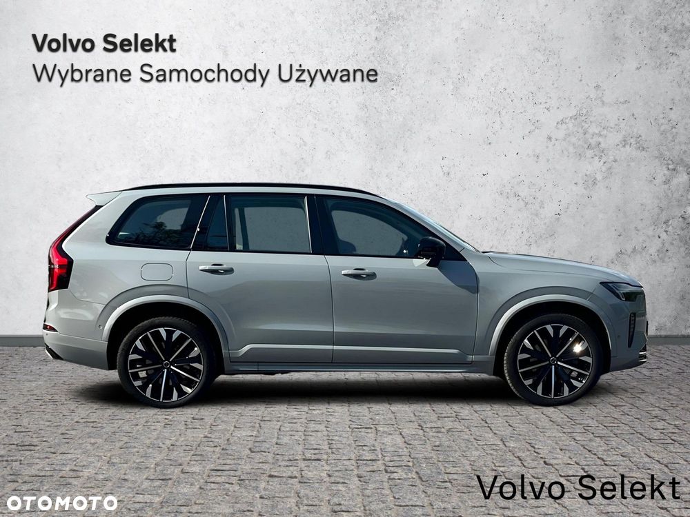 Volvo XC 90 - 8