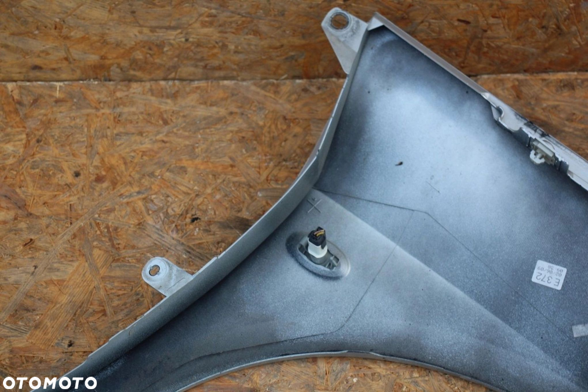 Błotnik Lewy przód przedni Peugeot 307 2001-2005 srebrny - 6