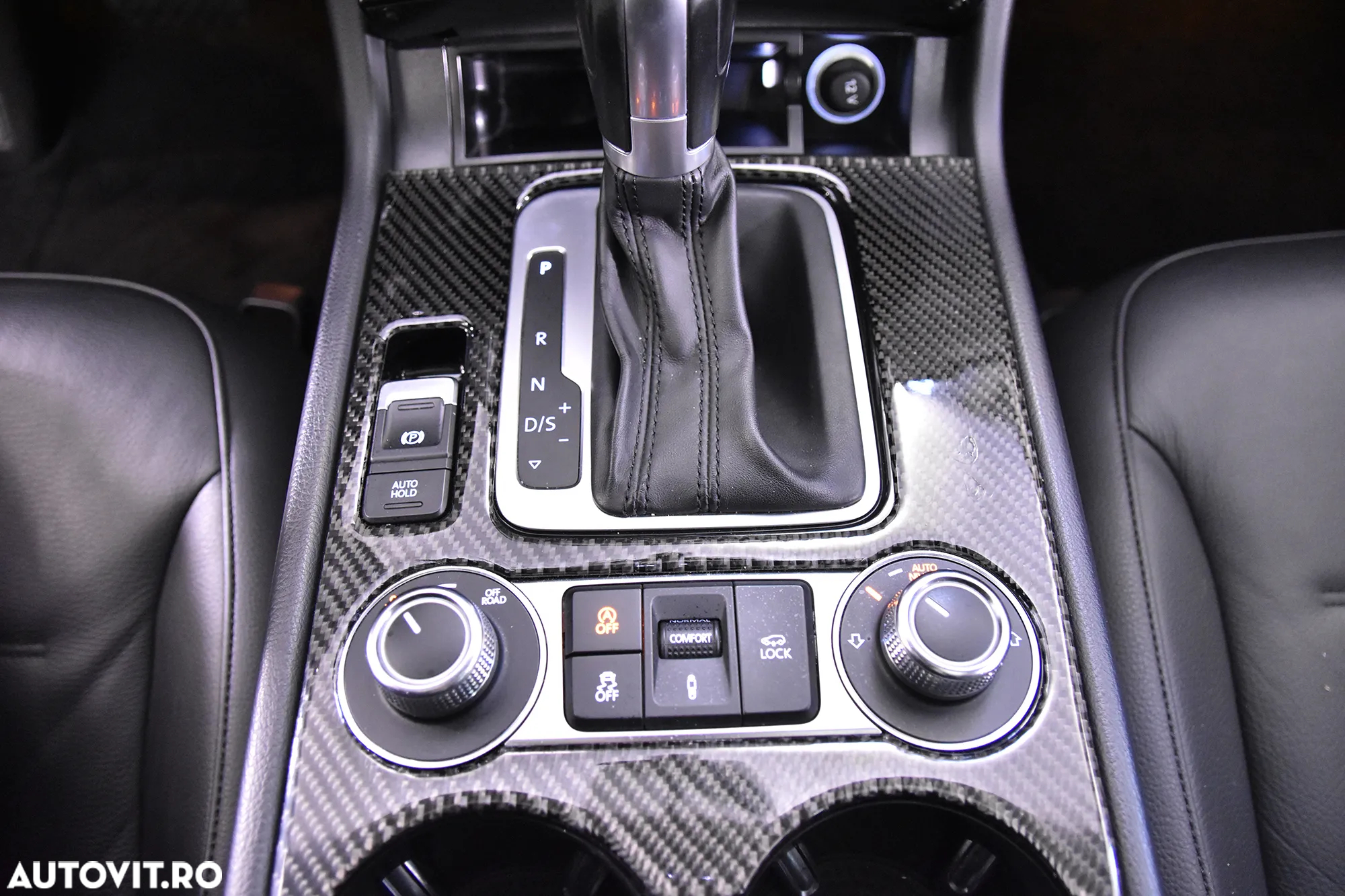 Volkswagen Touareg - 17