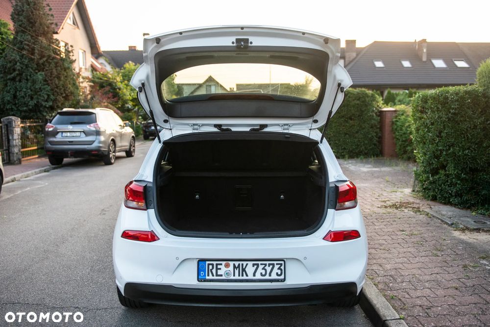 Hyundai i30 1.4 T-GDI YES - 14