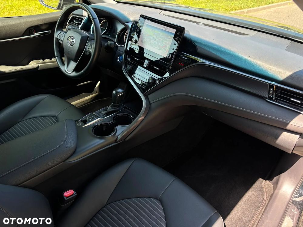 Toyota Camry 2.5 Hybrid Prestige CVT - 16