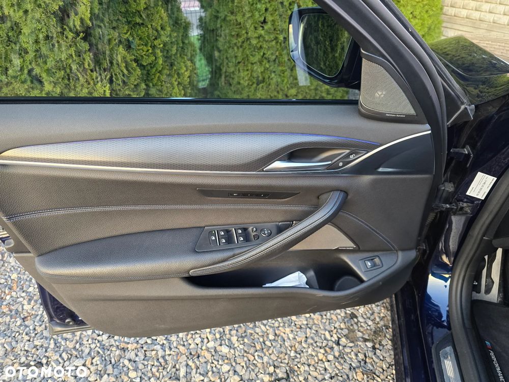 BMW Seria 5 520d Efficient Dynamics M Sport sport - 8