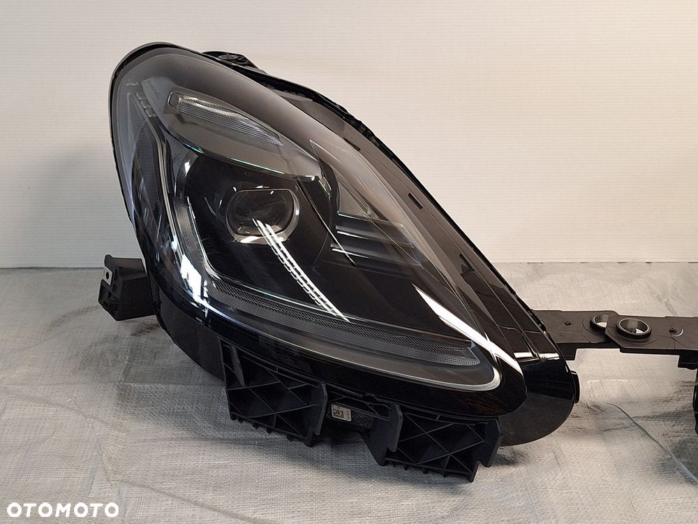 lampa przod przednia prawa maserati grecale m182 2022- full led 06703034730 europa orginal NOWA - 2