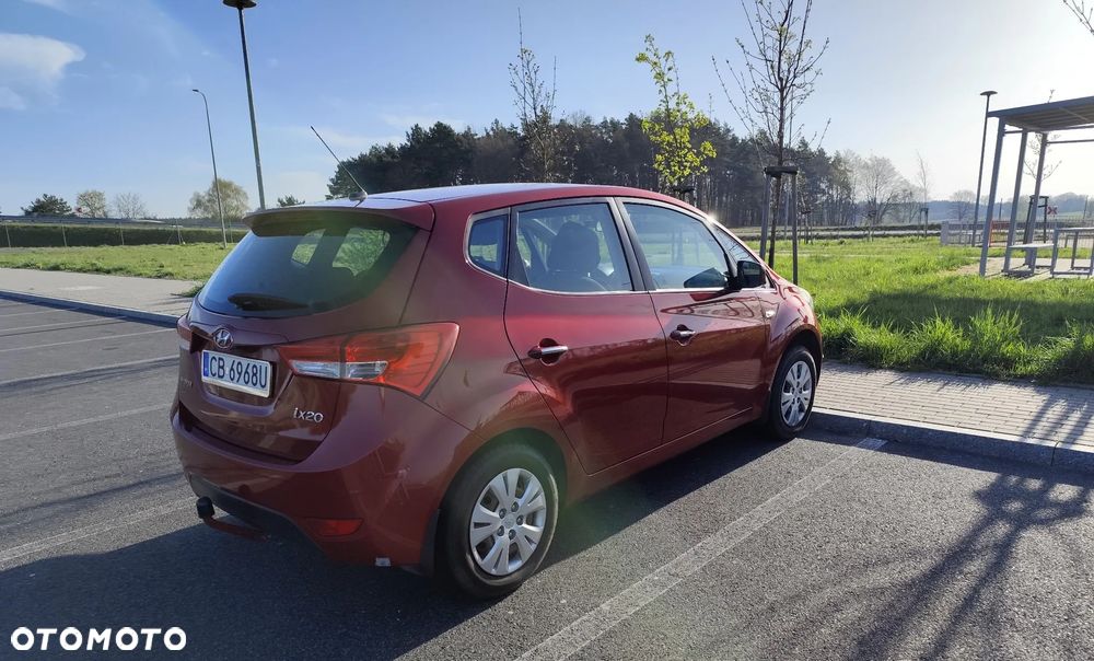 Hyundai Ix20 2011 photo 4