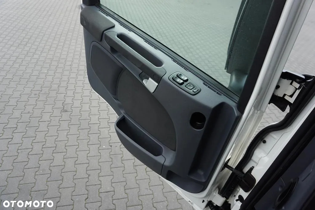 Scania P 320 / EURO 6 / KONTENER + WINDA / 22 PALETY / OŚ SKRĘTNA - 39