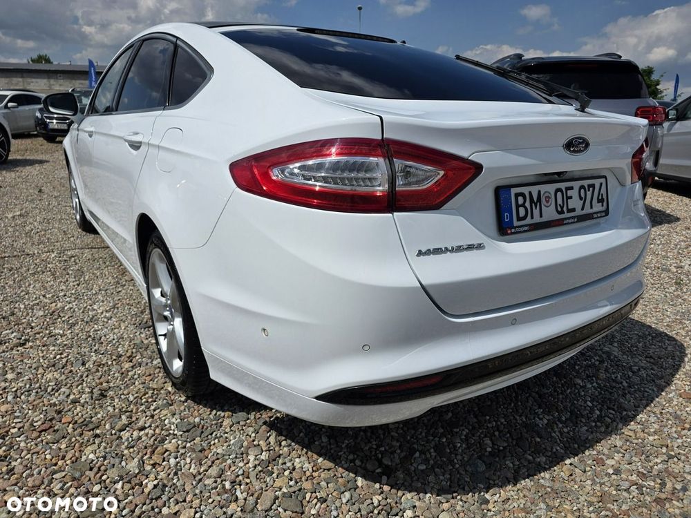 Ford Mondeo 2.0 TDCi ECOnetic Titanium - 19