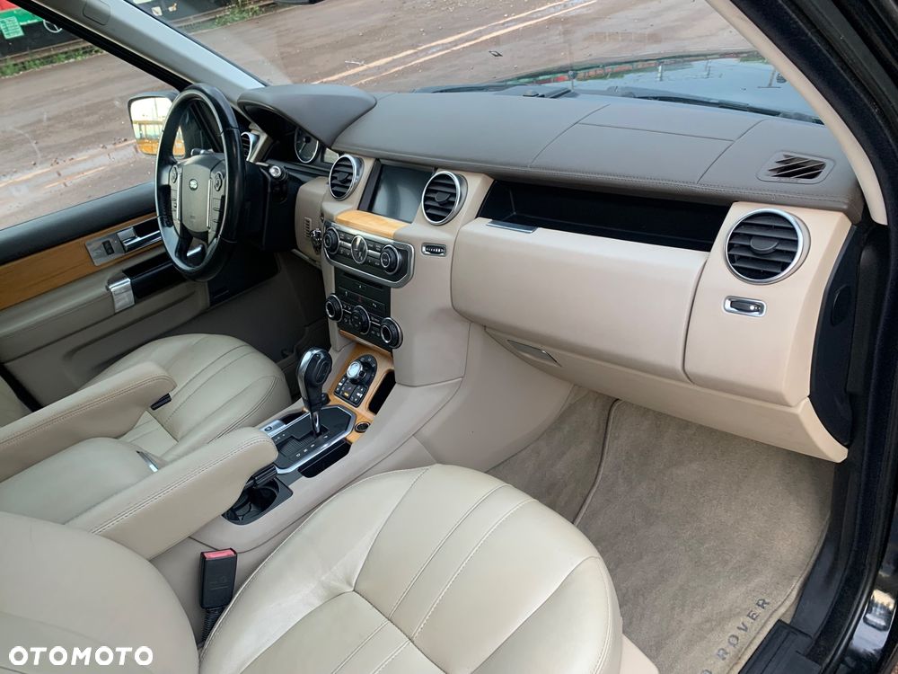 Land Rover Discovery 5.0 V8 HSE - 29