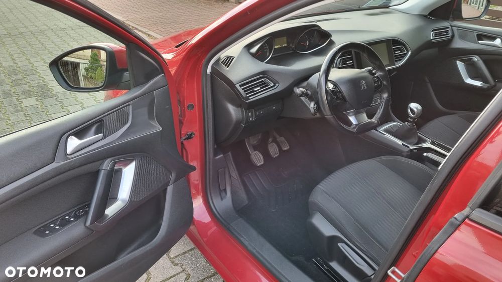 Peugeot 308 1.2 PureTech Active S&S - 19