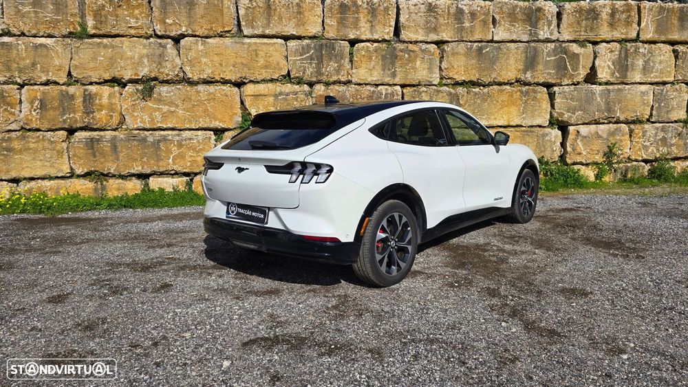 Ford Mustang Mach-E 98.7 kWh Premium AWD - 2