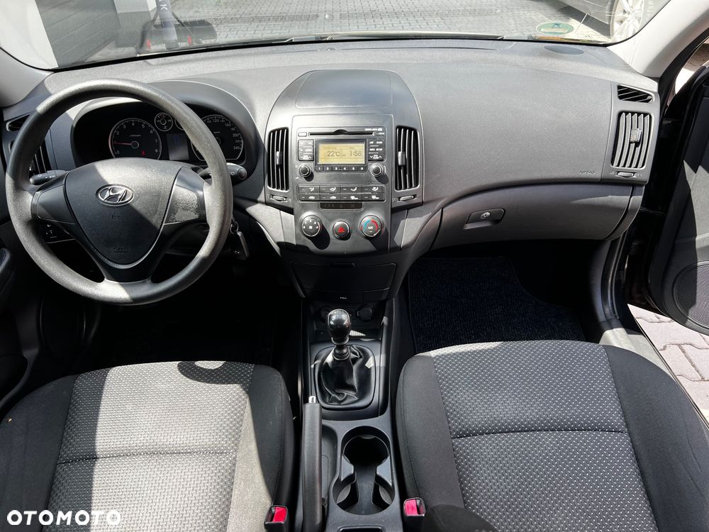 Hyundai i30 1.4 Classic + - 16