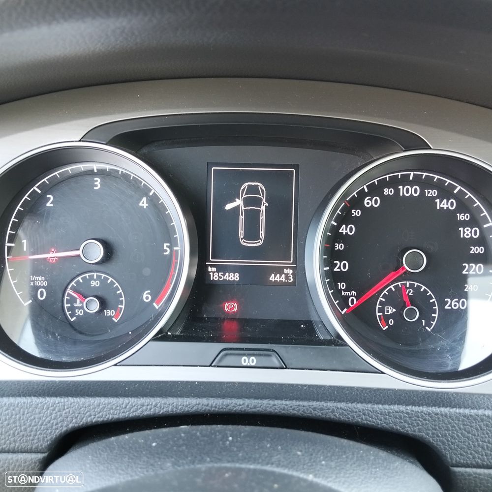 VW Golf Variant - 17