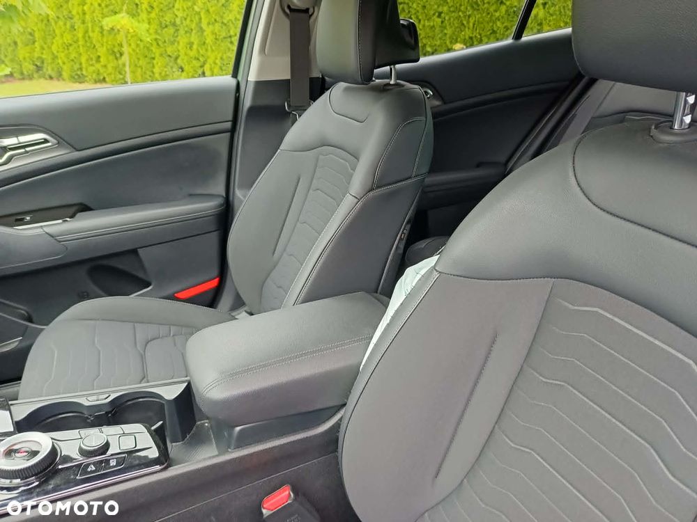 Kia Sportage 1.6 T-GDI PHEV Business Line 4WD - 34