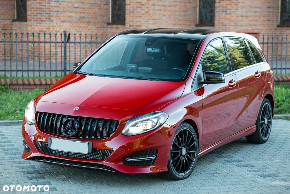 Mercedes-Benz Klasa B 180 7G-DCT AMG Line - 3