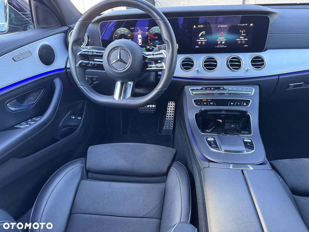 Mercedes-Benz Klasa E 300 AMG - 28