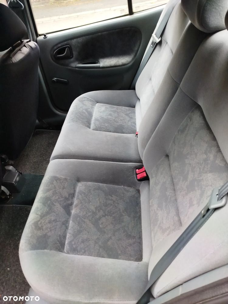 Renault Megane 1.4 RN - 13