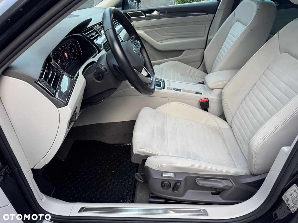 Volkswagen Passat 2.0 TSI Elegance DSG - 7