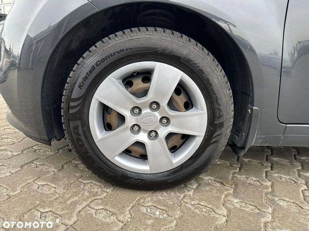 Kia Venga 1.6 Business Line - 18