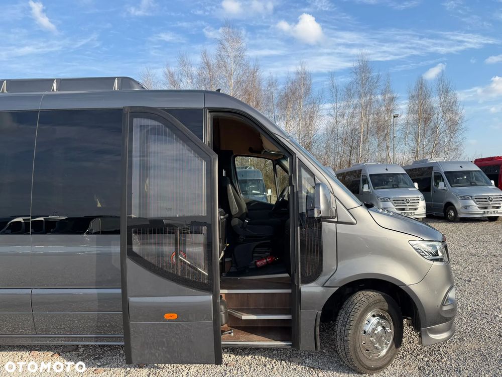 Mercedes-Benz Sprinter 519 - 15