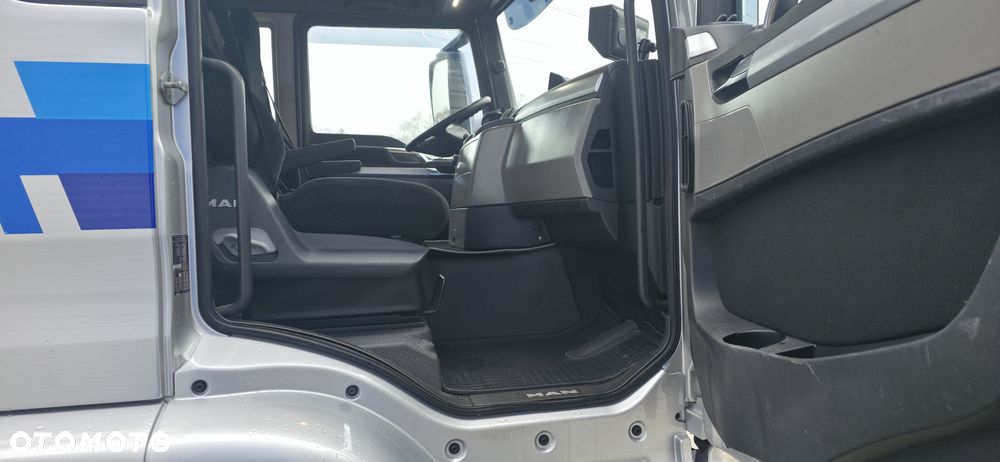 MAN TGS 35.460 8x2 hakowiec MEILLER RK 20.70 TS kontener 7m - 21