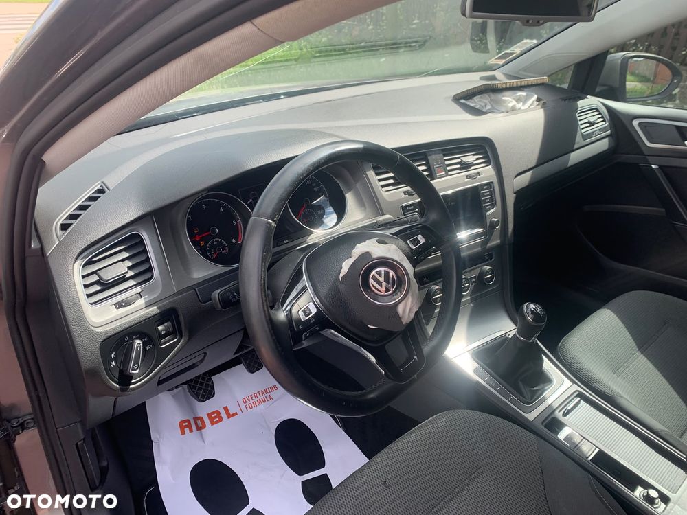Volkswagen Golf 1.6 BlueTDI Comfortline - 17