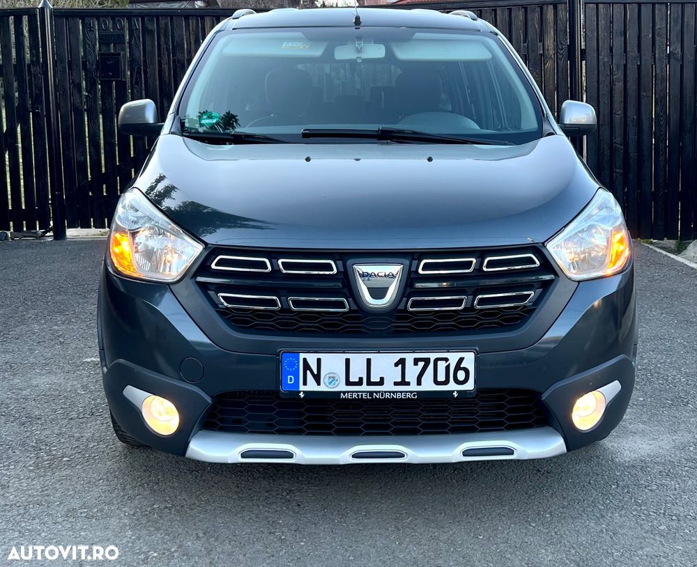 Dacia Lodgy 1.2 TCe 115 CP Stepway - 11