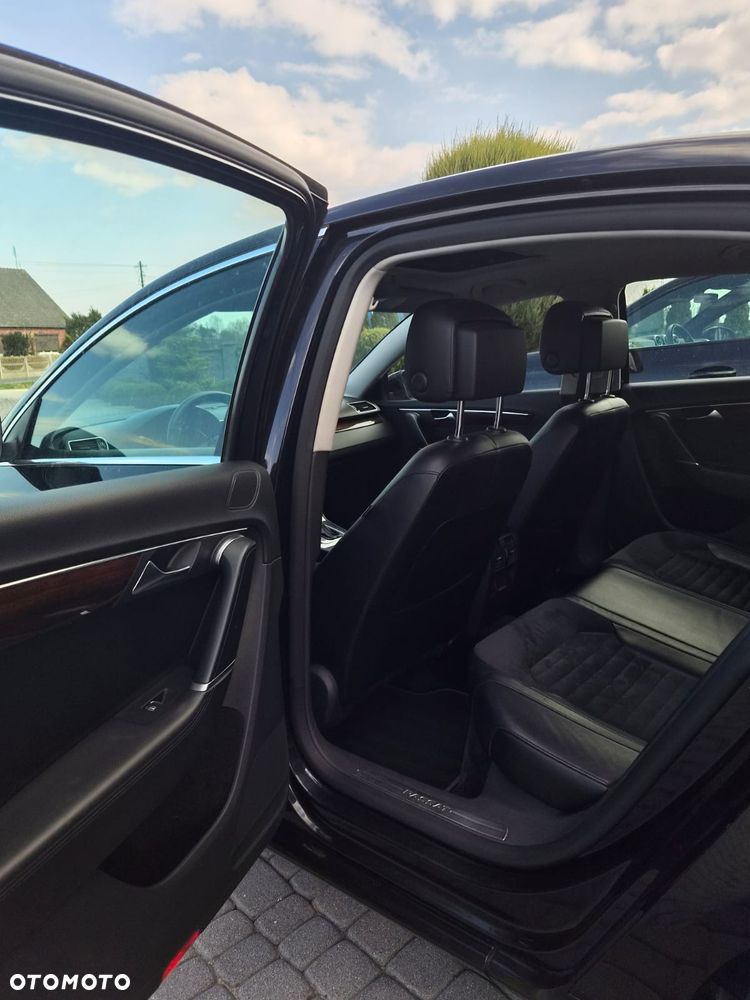 Volkswagen Passat 2.0 TDI DSG BlueMotion Technology Highline - 16