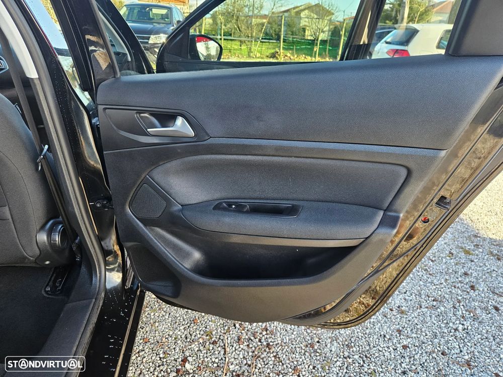 Peugeot 308 SW 1.5 BlueHDi Style - 35