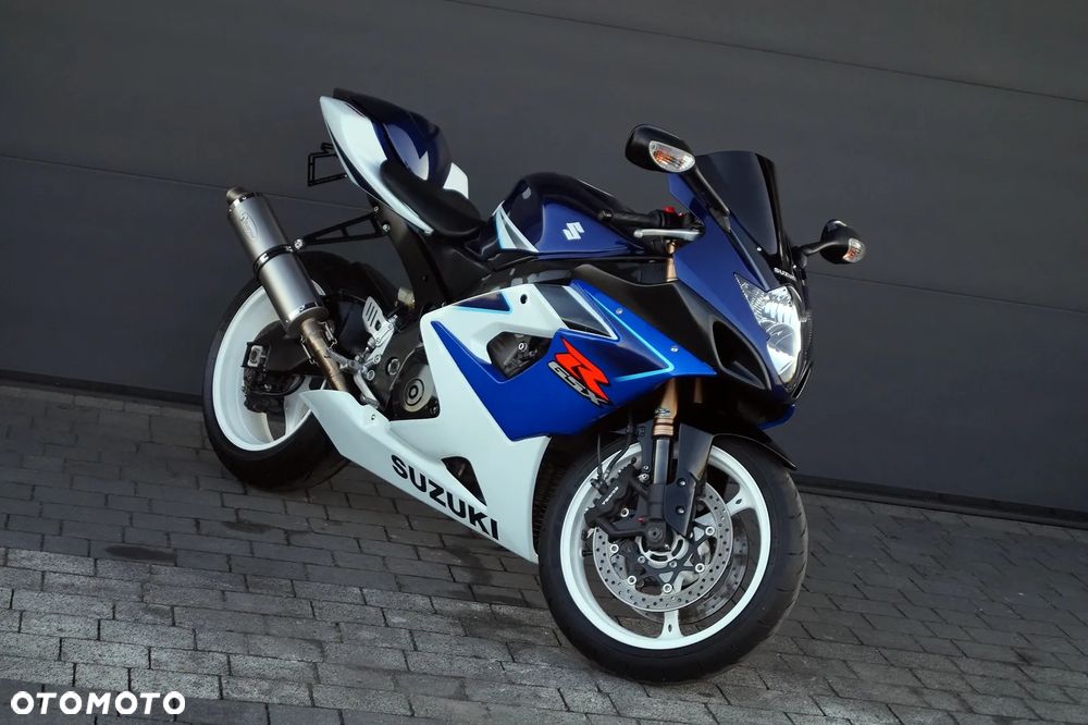 Suzuki GSX-R - 1