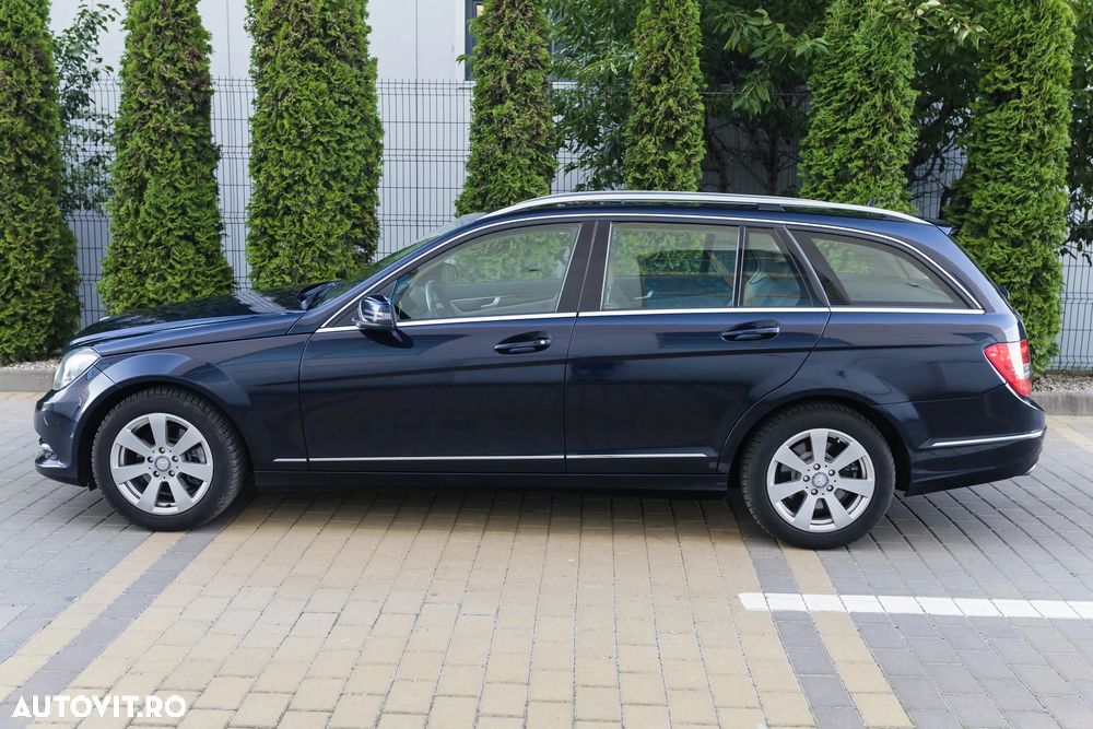 Mercedes-Benz C 220 CDI DPF (BlueEFFICIENCY) 7G-TRONIC Elegance - 10