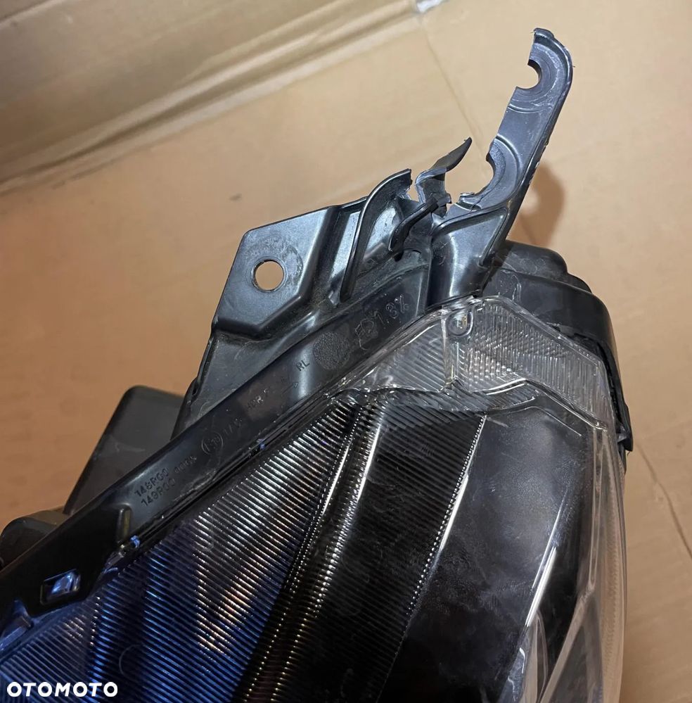 Lampa LED lewy przód Suzuki SX4 S-Cross 2022r OE uszkodzona - 5