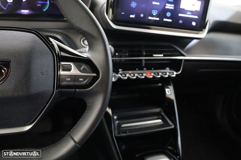 Peugeot e-2008 54 kWh Allure - 11