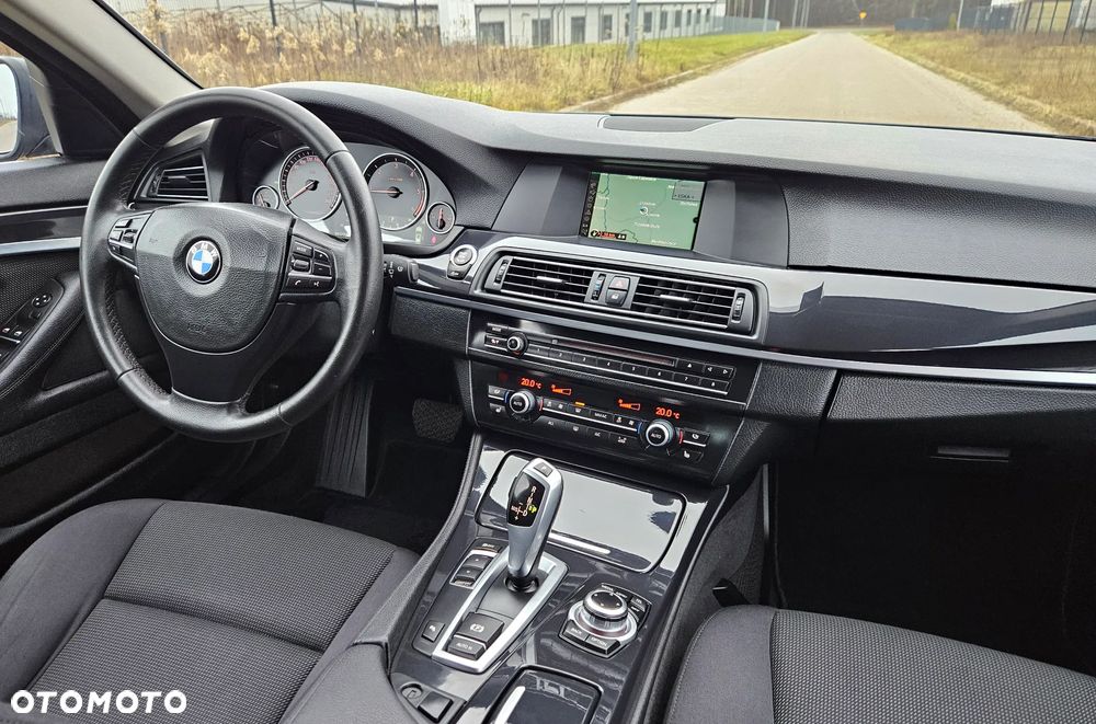 BMW Seria 5 520d Sport-Aut - 14