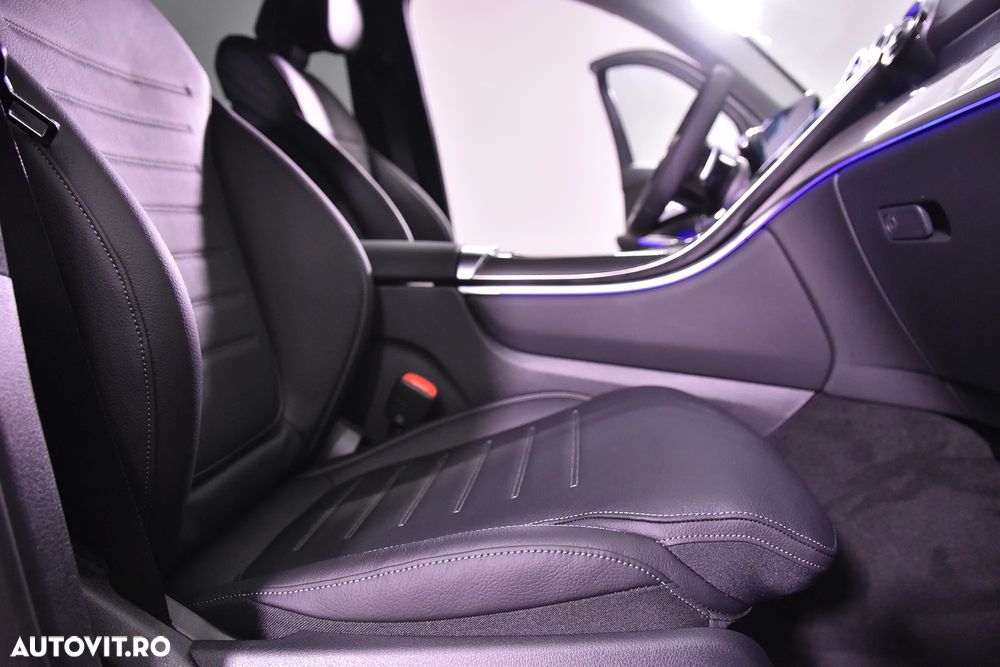 Mercedes-Benz GLC 300 e 4MATIC - 11