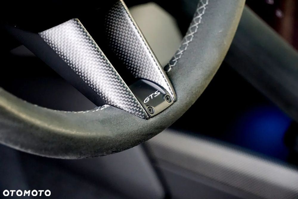 Porsche Taycan GTS - 22