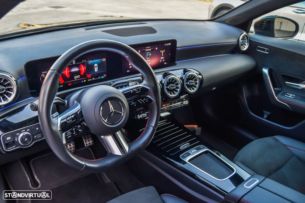 Mercedes-Benz A 200 7G-DCT AMG Line - 29