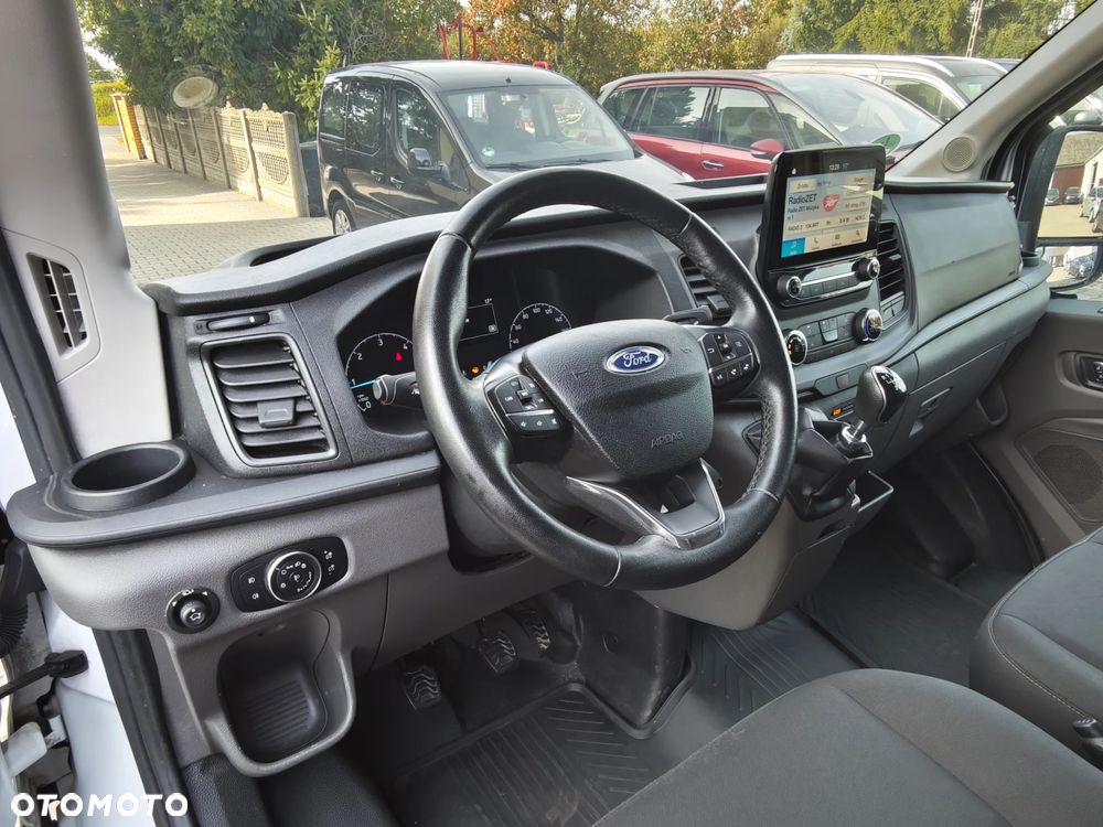 Ford Transit - 24