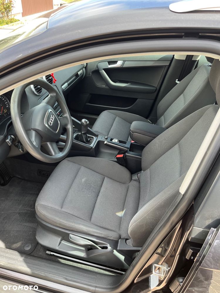 Audi A3 Sportback 2.0 TDI DPF Ambition - 9